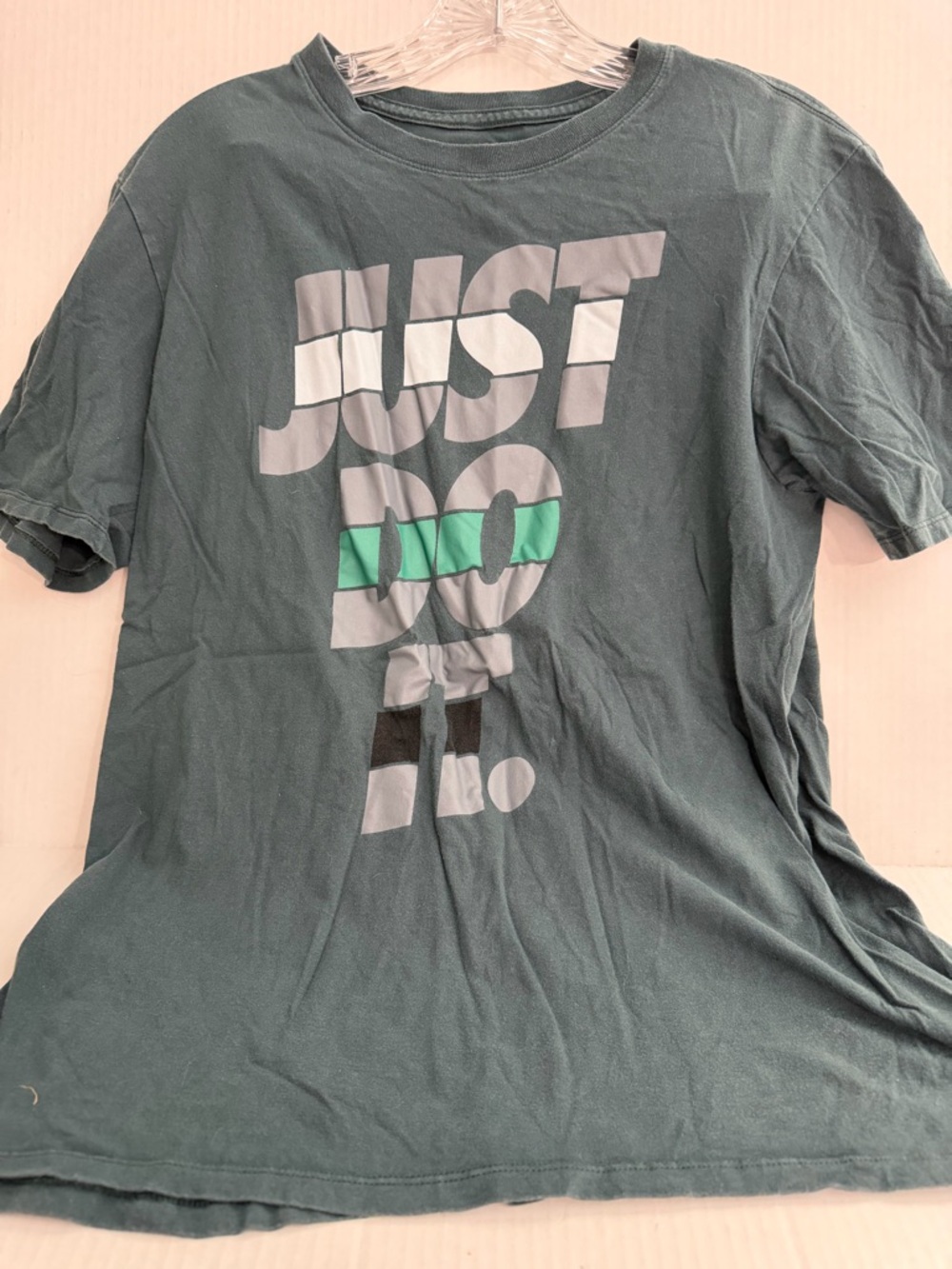 Nike 'Just Do It' Graphic Tee - Forest Green